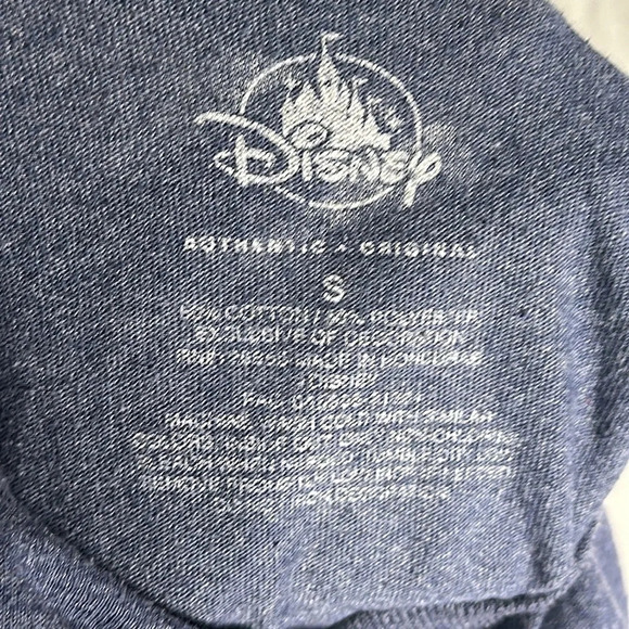 kids Disney World Mickey Mouse graphic tshirt size small - Picture 3 of 3